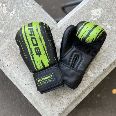 Боксерские перчатки BoyBo stain черно-зеленые в наличии в магазине Сайд-Степ